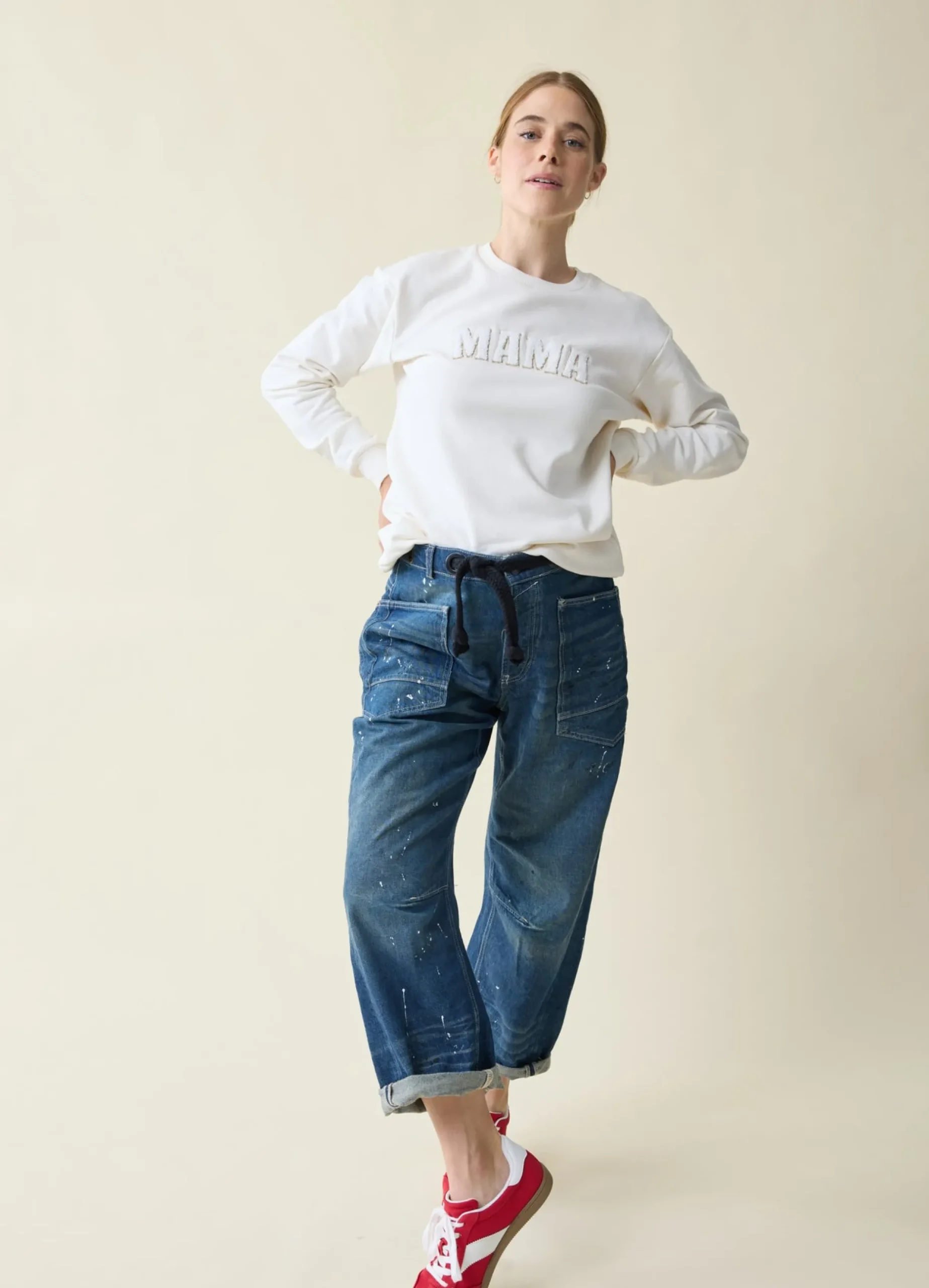 The Mama Maternity + Postpartum Sweatshirt Cream