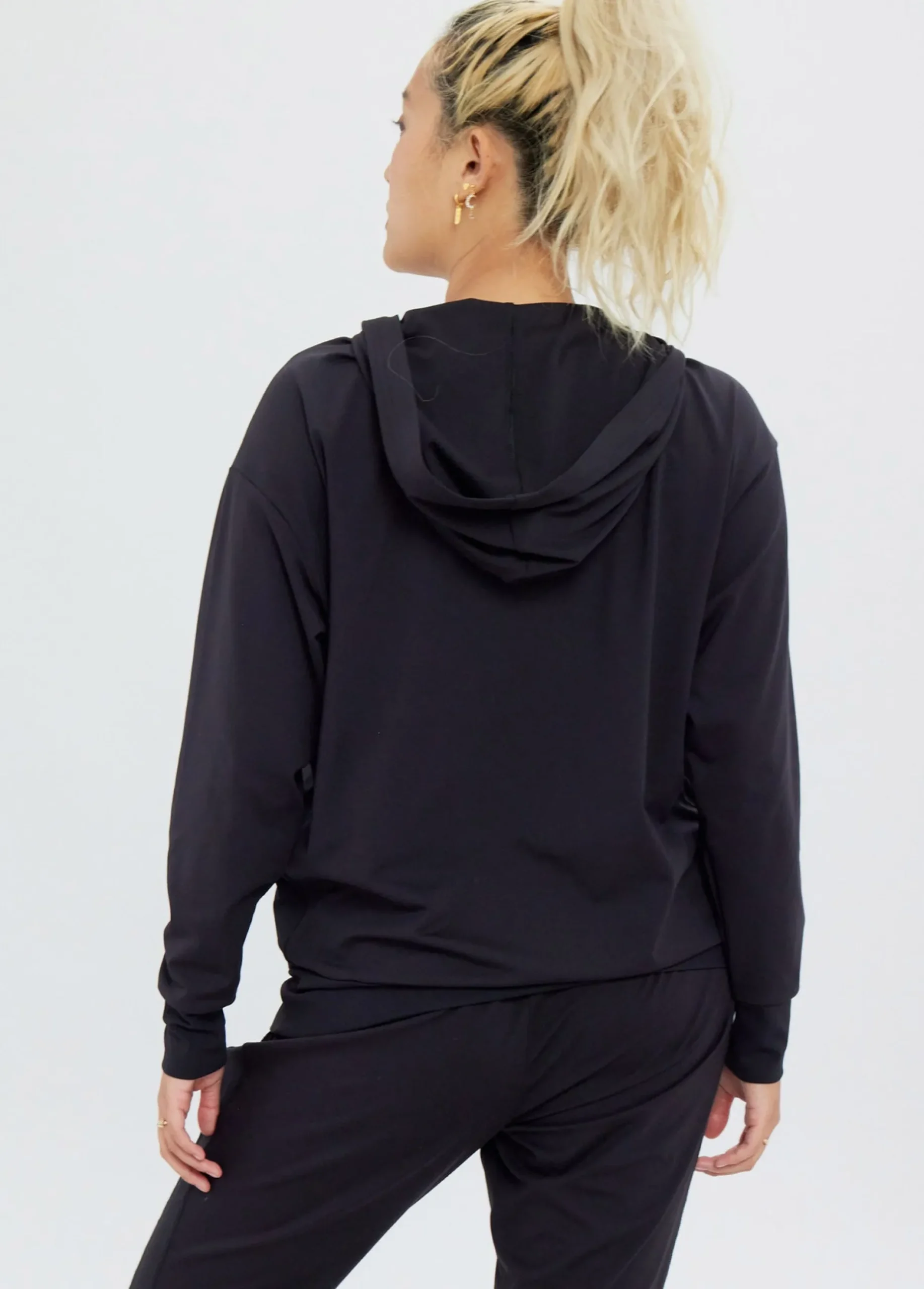 The Ultimate Maternity and Nursing Pullover Black